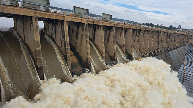  FIFTH GATE AT VAAL DAM OPENED TO CONTROL RISING WATER