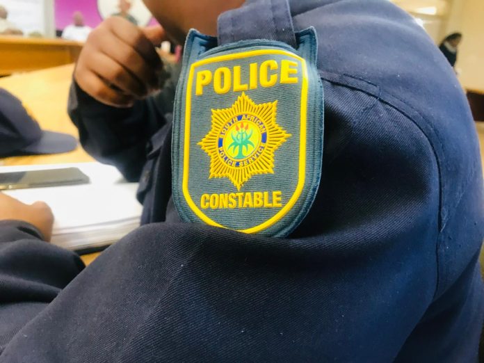 Constable Thabiso Pule Molefe and Constable Paseka Matena dismissed for kidnapping and extortion.