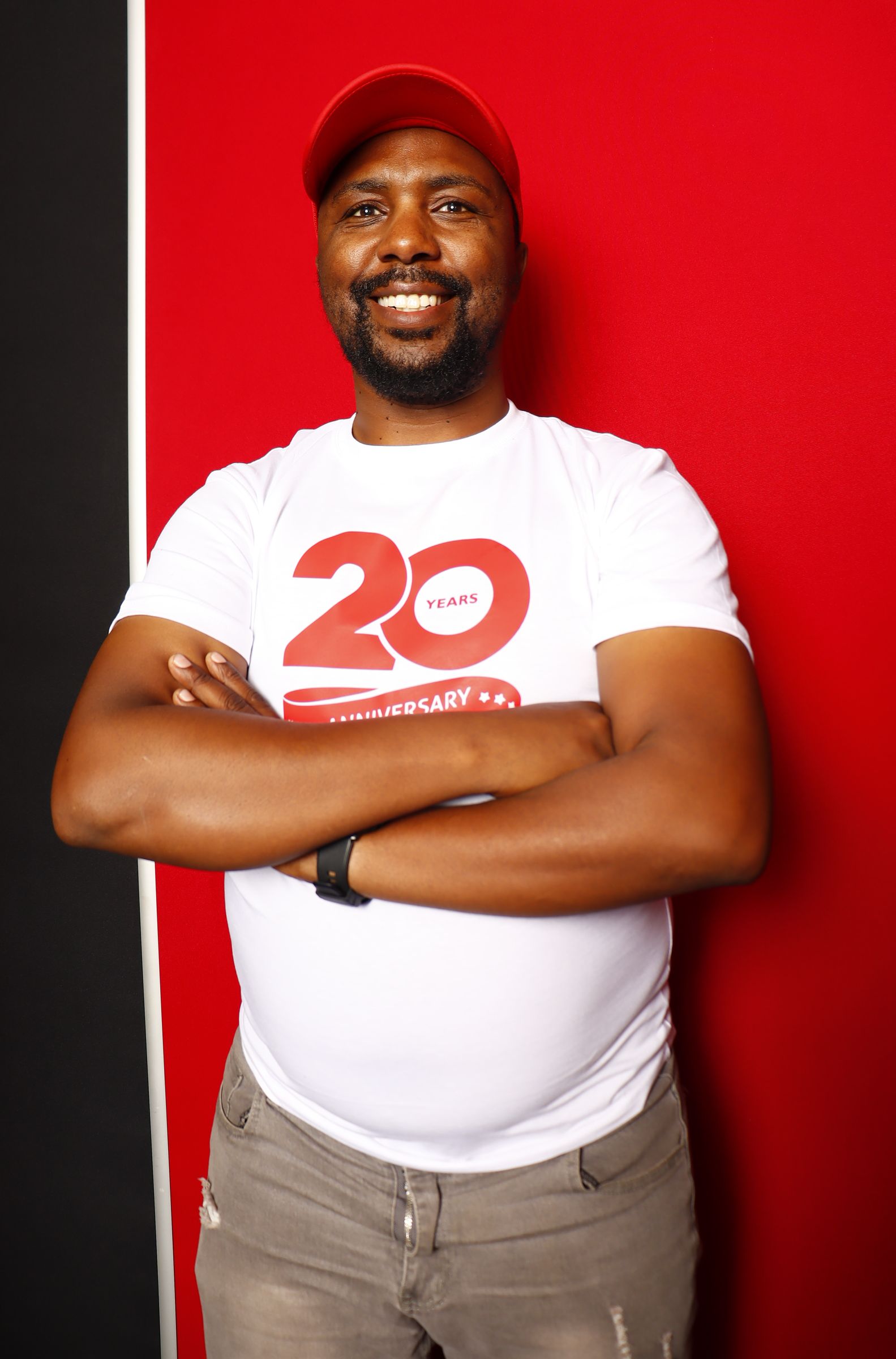 THETHA FM 100.6